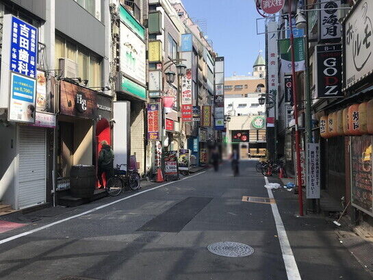 ビル周辺風景②