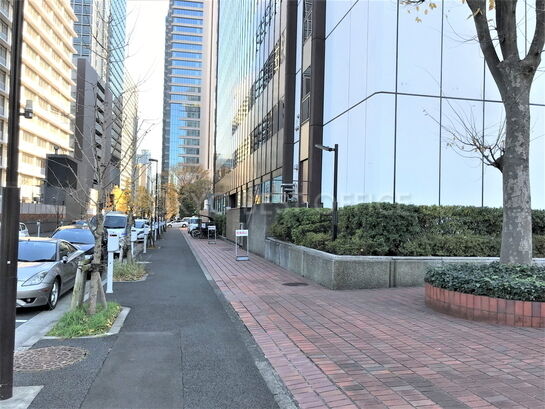 ビル周辺風景③