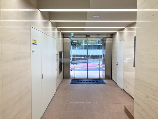 エントランスホール