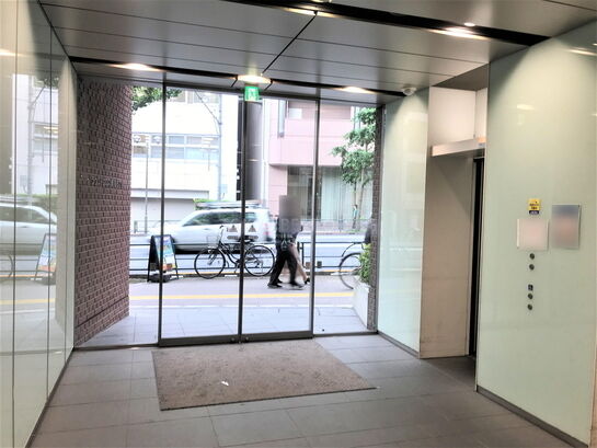 エントランスホール②