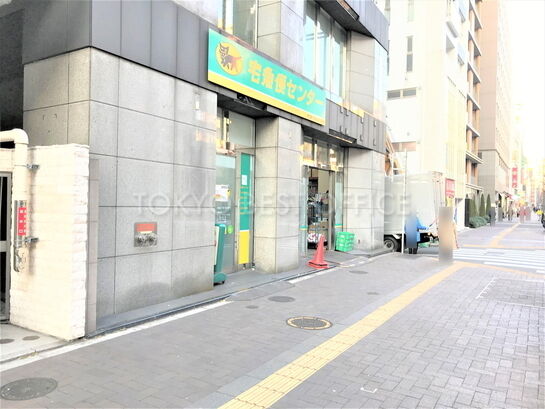 ビル周辺風景①