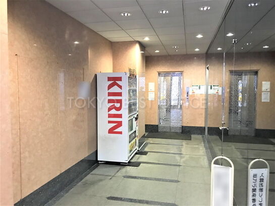 エントランスホール①