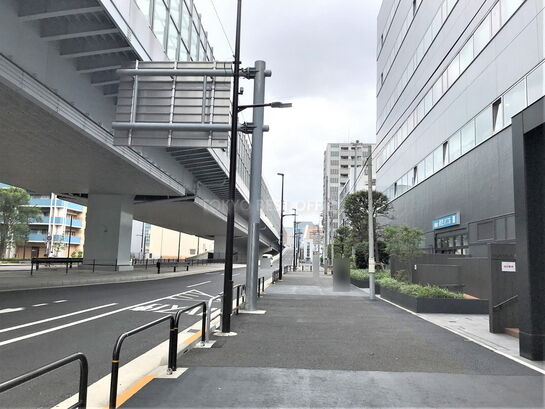 ビル周辺風景②