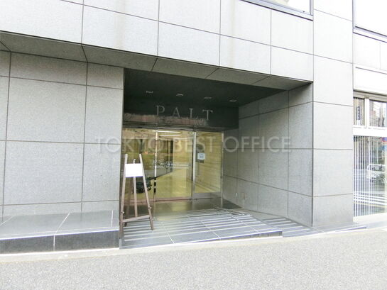 ビルエントランス