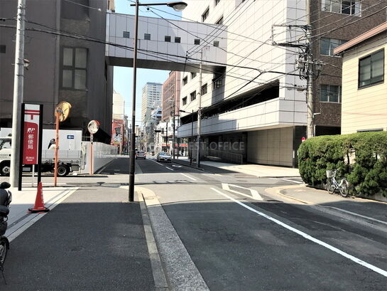 ビル周辺風景②