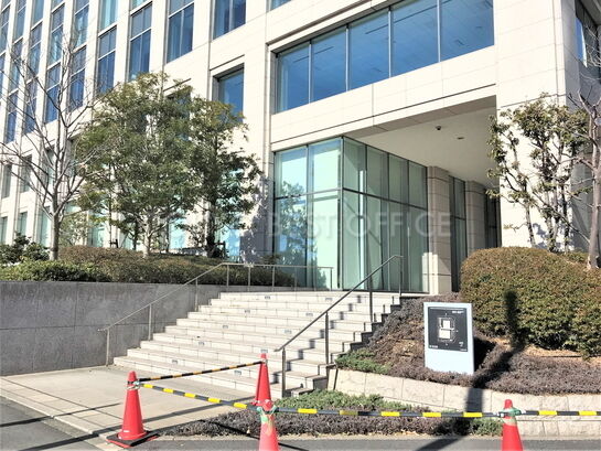 ビルエントランス④