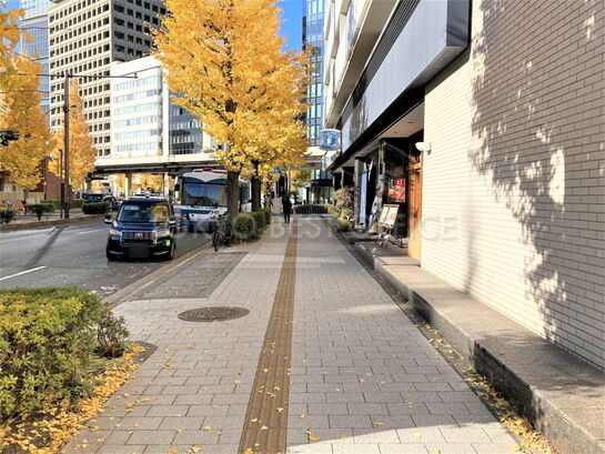 ビル周辺風景②