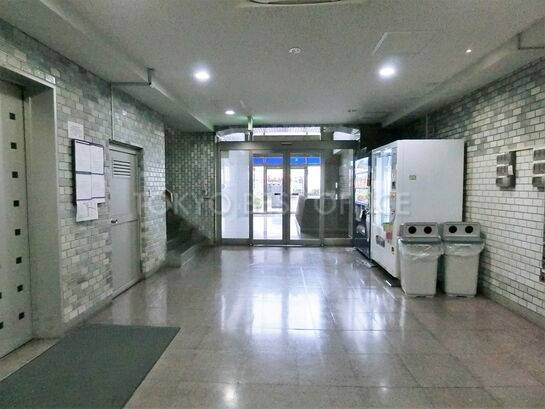 エントランスホール③