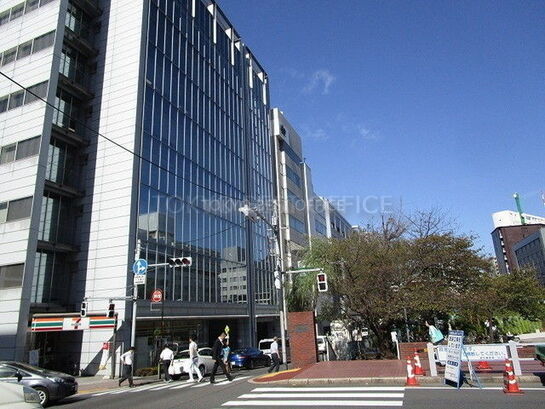 ビル周辺風景④