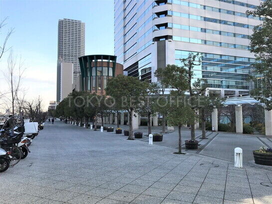 ビル周辺風景②
