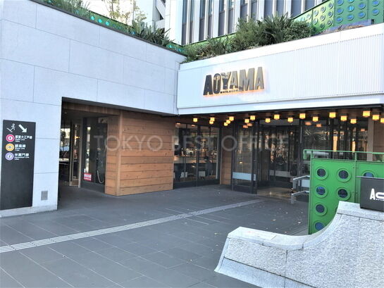 ビルエントランス②