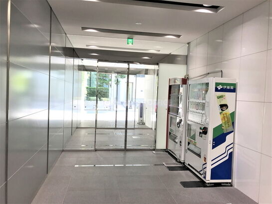 エントランスホール②