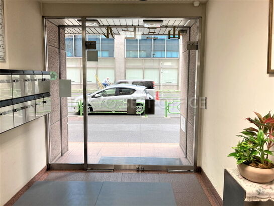 エントランスホール