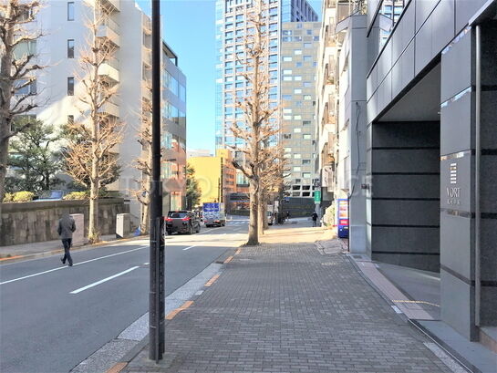 ビル周辺風景②