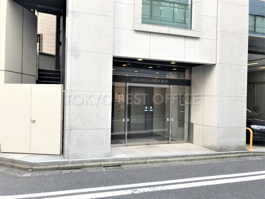 ビルエントランス①