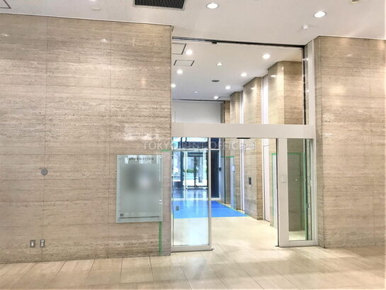 エントランスホール②