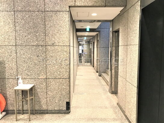 エントランスホール②