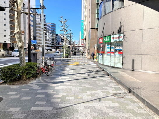 ビル周辺風景②