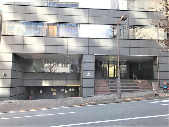 ビルエントランス①