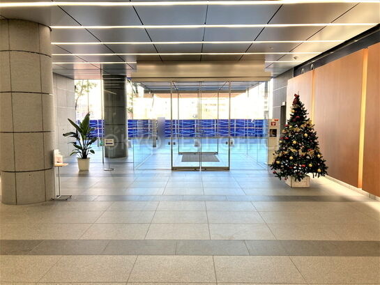 エントランスホール②