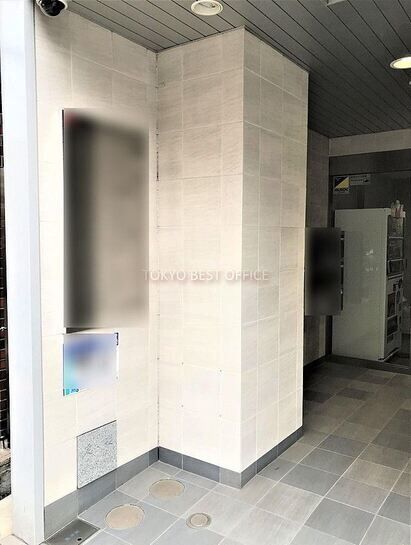 ビルエントランス②