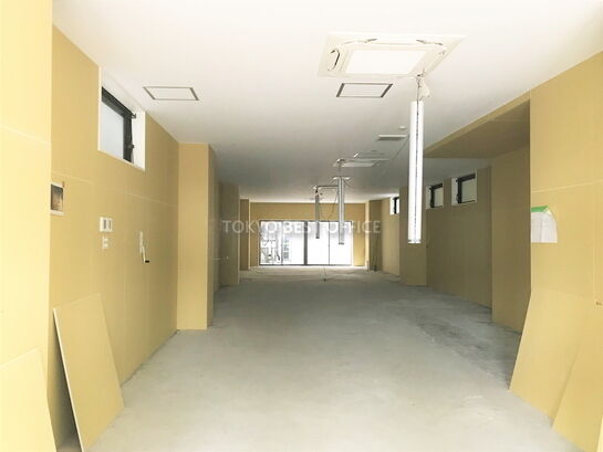 1階店舗貸室内
