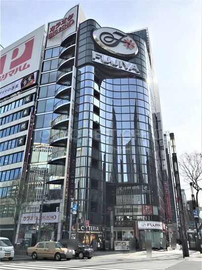 銀座クリスタルビル外観②