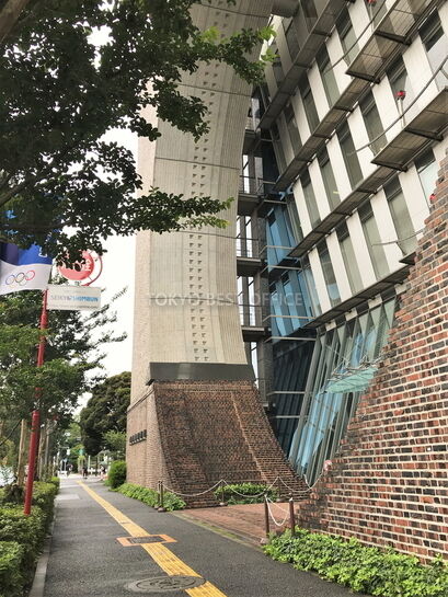 ビル入口付近③