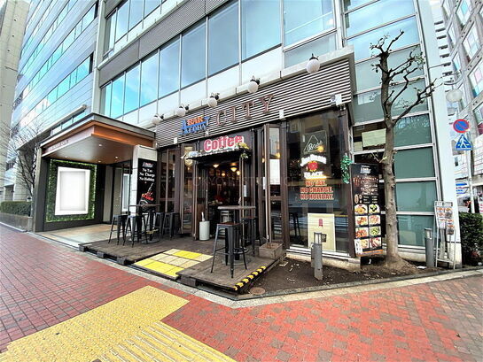 １階店舗・ビルエントランス