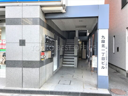 ビルエントランス②