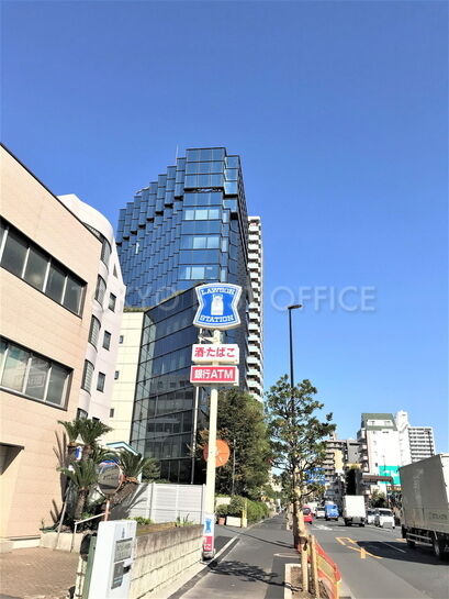 ビル周辺風景③