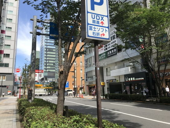 ビル周辺風景③