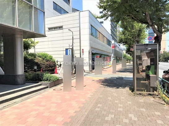 ビル周辺風景③