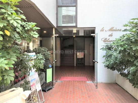 ビルエントランス②