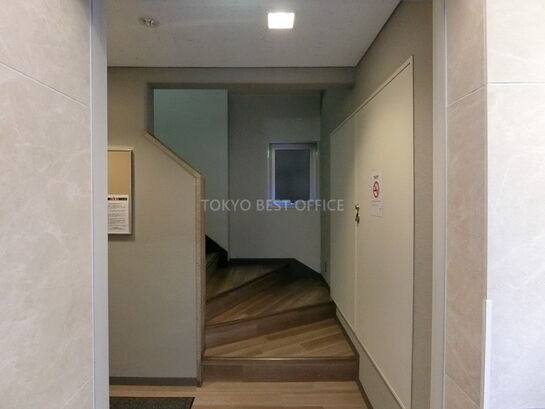 エントランスホール③