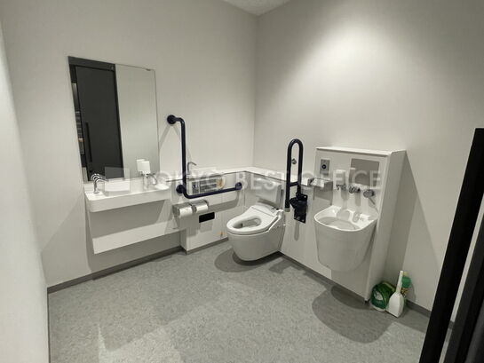 1階多機能トイレ