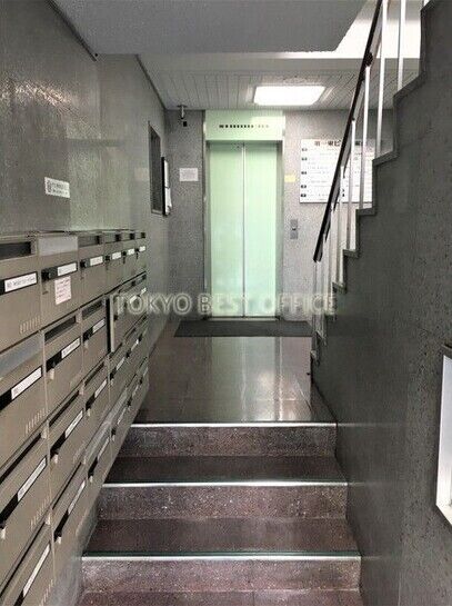 エントランスホール