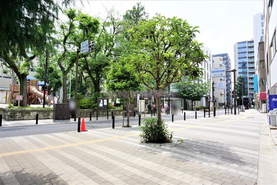 ビル周辺風景③