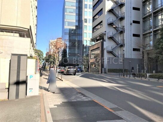 ビル周辺風景②
