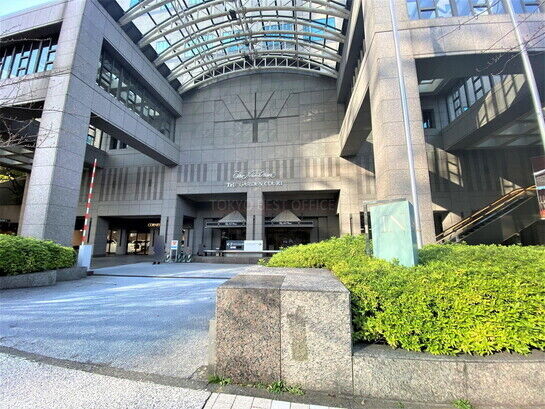 ビルエントランス①