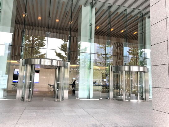 ビルエントランス（オフィス）