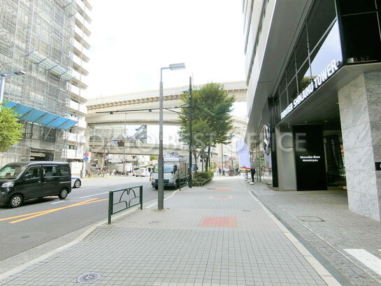 エントランス周辺①