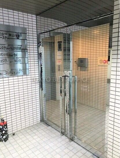 エントランスホール③