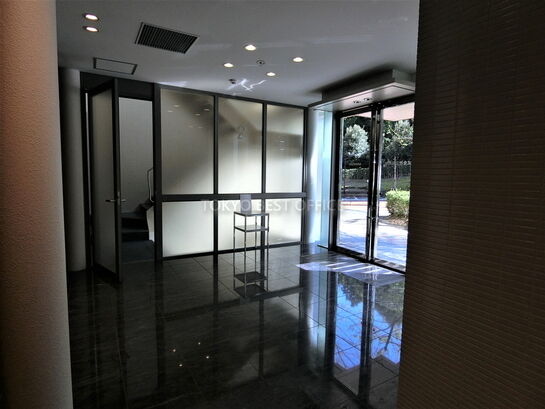 エントランスホール②