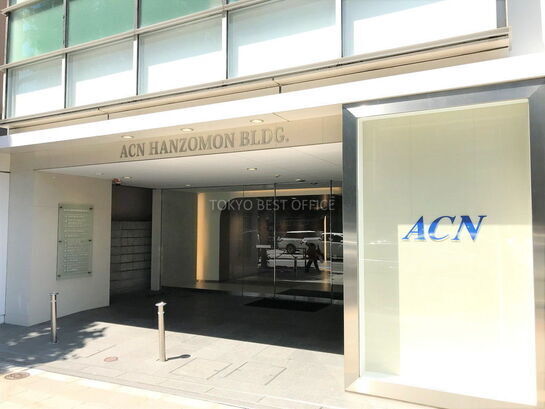 ビルエントランス①