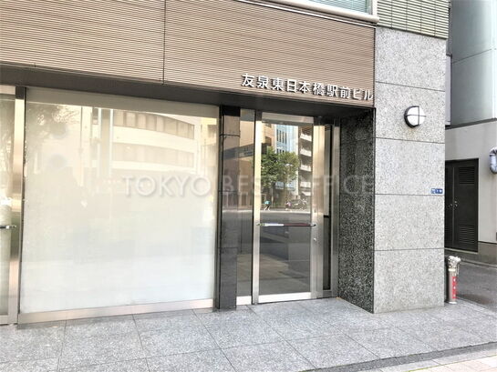 ビルエントランス