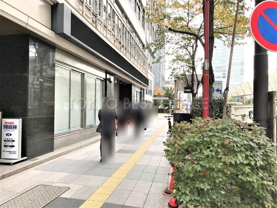 ビル周辺風景③