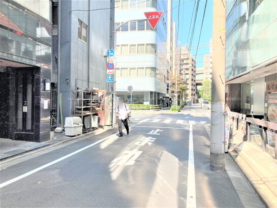 ビル周辺風景②