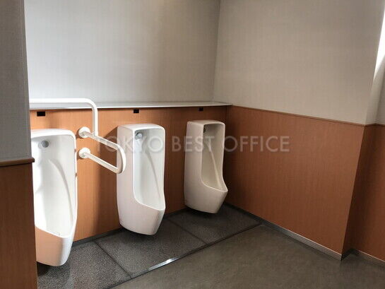 男性用トイレ②
