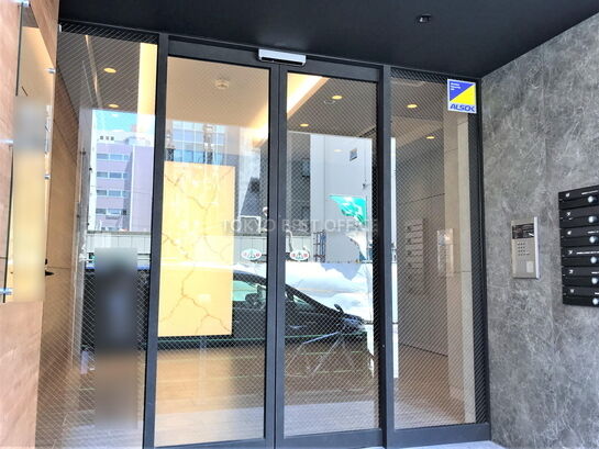 ビルエントランス②